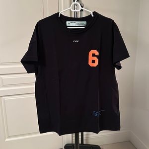 Off-White T-shirt